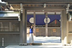 内宮の内宮神楽殿